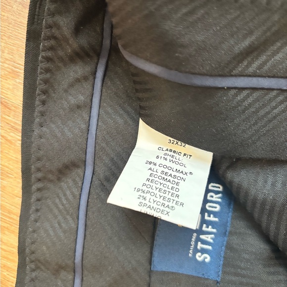 Stafford Men’s Dress Pants 32x32 Black Flat Front Classic Fit Coolmax - Picture 4 of 5